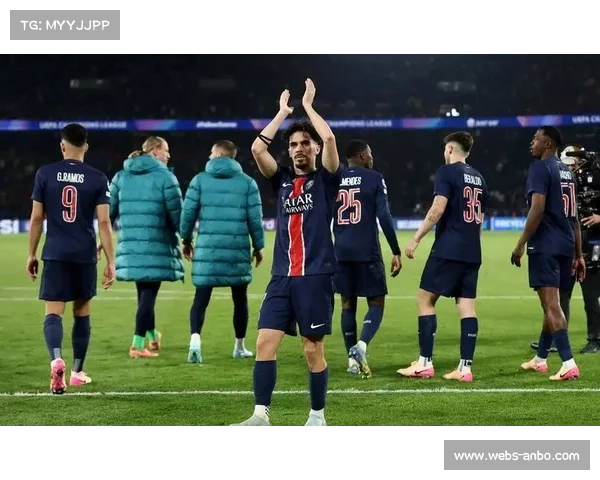 巴黎圣日耳曼欧冠前开展多战术适应性训练 恩里克要求球员灵活应变